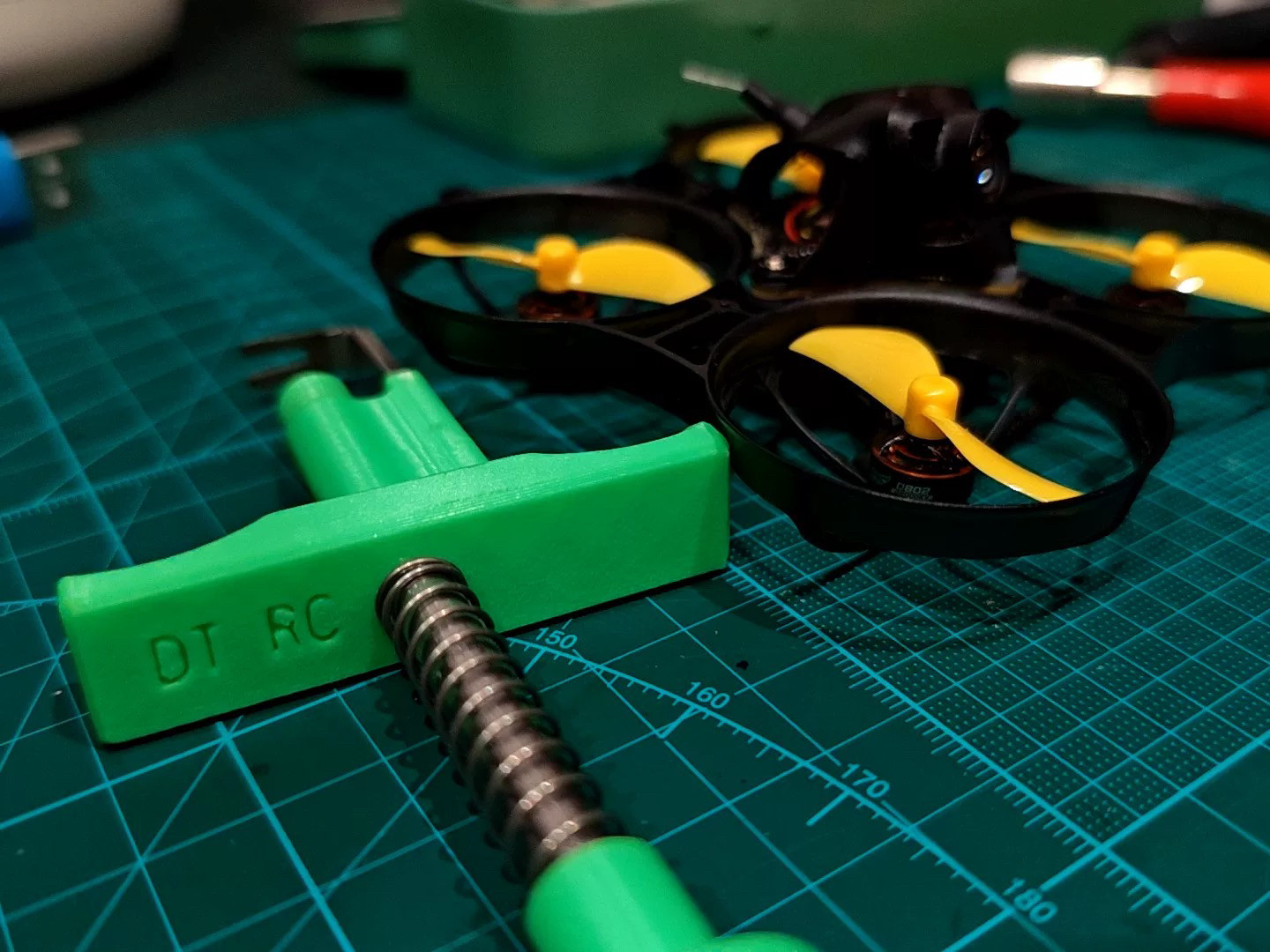 Ściągacz do śmigieł Tinywhoop, – Drone Racing Gate recenzja i cena